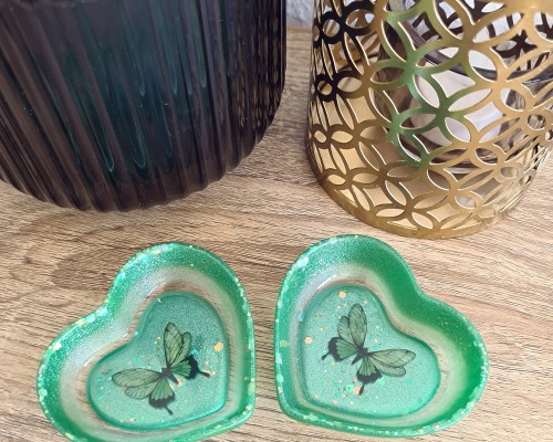 Versandfertig - 2 kleine Schalen Ringschale Schmuckschale Butterfly Hearts grün Schmetterlinge