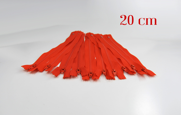 10 x 20cm orangene Reißverschlüsse