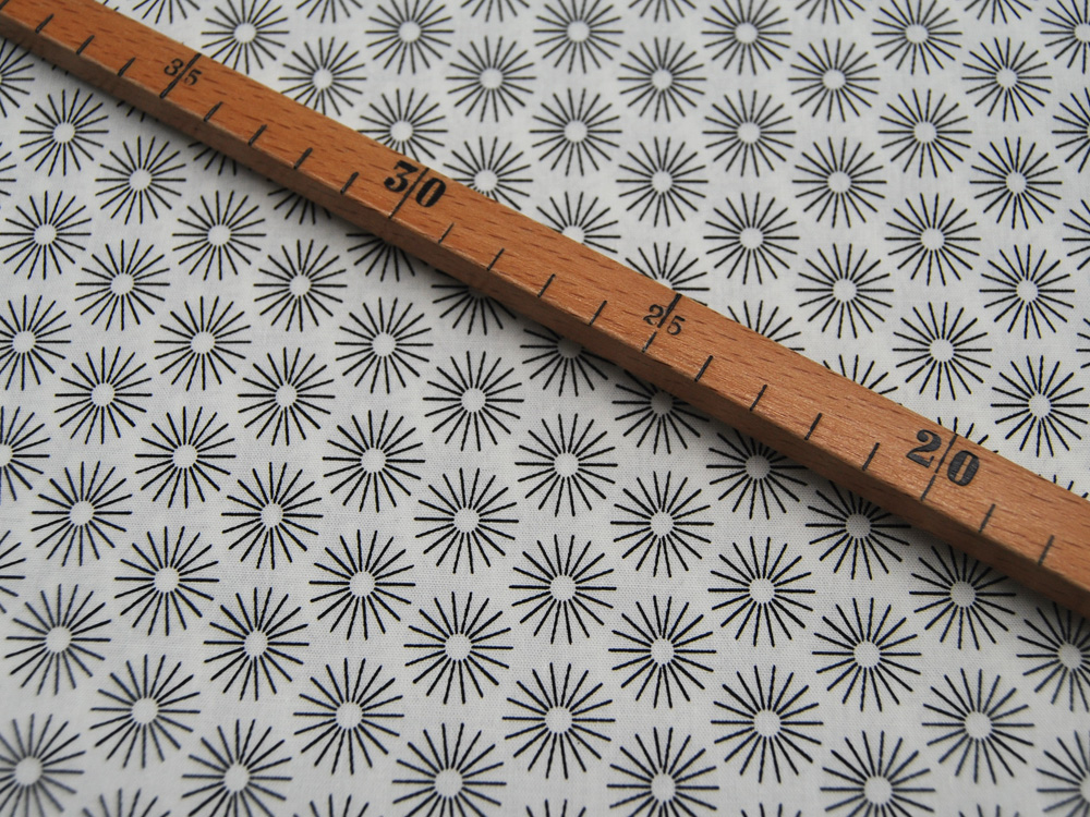 Baumwolle - Umbrella in Schwarz auf Cremeweiß/Ecru - 0,50 m 2