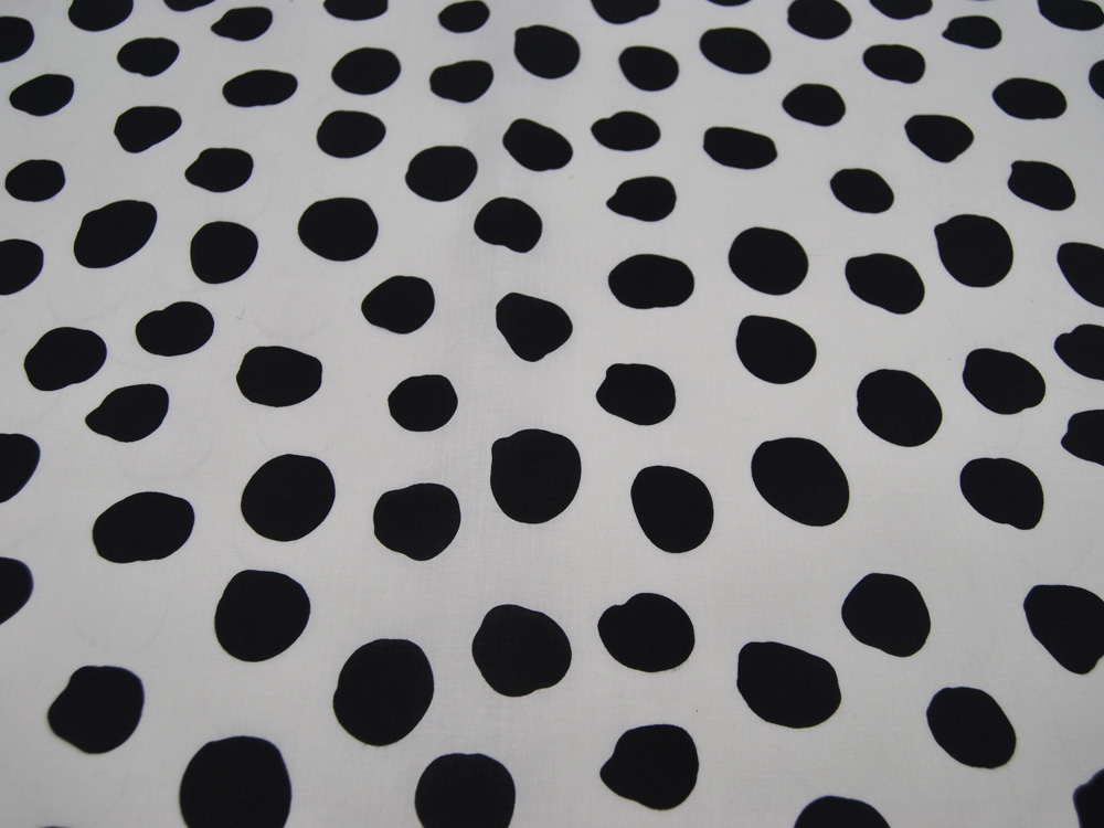 Beschichtete Baumwolle - Dots and Stripes - Punkte auf Cremeweiß 0,5 m