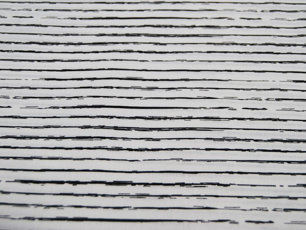 Baumwolle - Schwarze Streifen auf Cremeweiß - 0,5 m 2