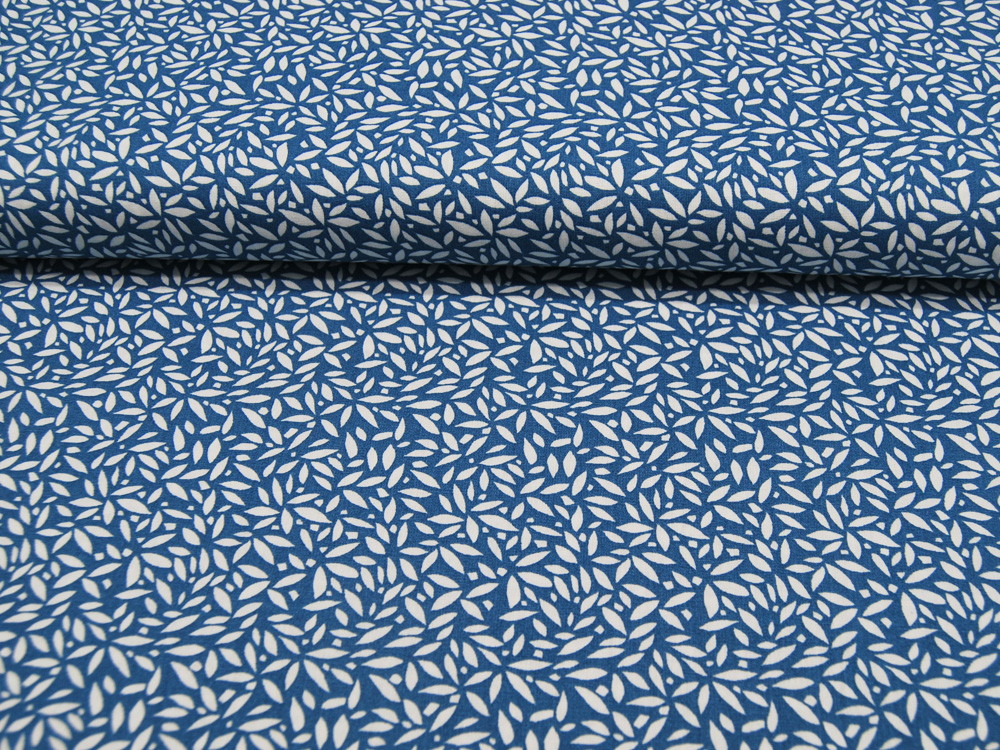 Baumwolle - Blumenmuster in Blau und Weiß 0,5 Meter