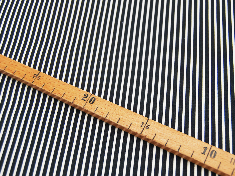 Beschichtete Baumwolle - Stripe - Streifen in Dunkelblau-Weiß - 50 x 145cm 2