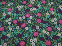 Baumwolle Poplin - Christmas Flowers - Weihnachtliches Blumenmuster - 0.5m 2