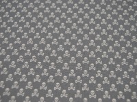 Baumwolle - Mini Totenköpfe / Jolly Roger auf Grau 0,50m 2