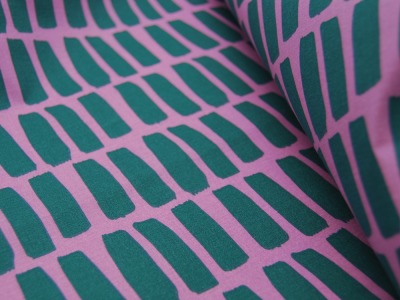 Beschichtete Baumwolle - Dots and Stripes - Grüne/Petrolfarbene Streifen auf Rosa 0,5 m
