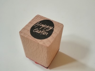 Ministempel Osterei mit Happy Easter Schriftzug - 2cm x 2cm