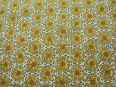 Beschichtete Baumwolle - Graphisches Muster in Senf mit Petrol - 50 x 140cm