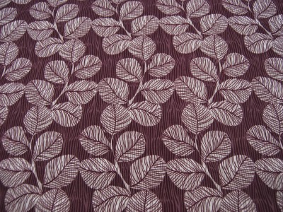 Beschichtete Baumwolle - Leaves - Blätter auf Beere / Maulbeere 0,5 m
