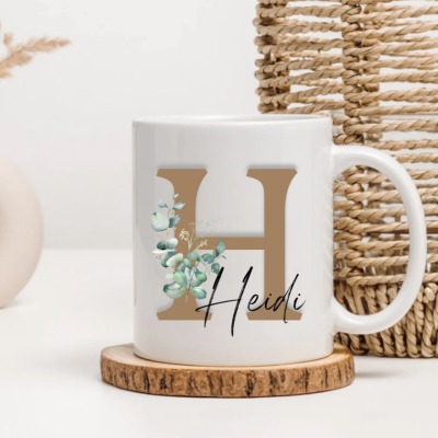 Tasse mit Buchstabe personalisiert -