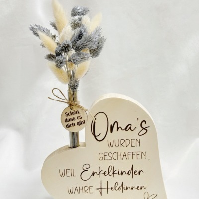 Oma Geschenk Holz Herz - Verschiedene Trockenblumen