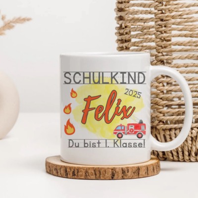 Feuerwehr Tasse mit Name Schulkind 2024 - Regenbogen