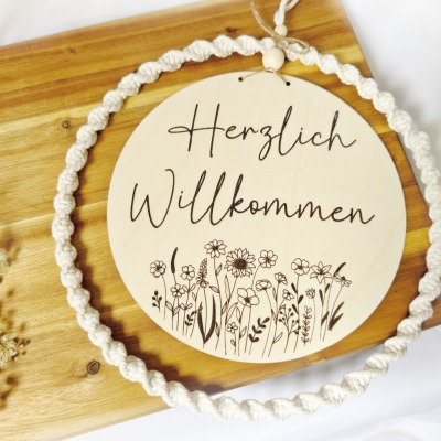 Holz Loop Herzlich Willkommen wildflower - Mit oder ohne Makramee Ring möglich