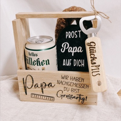 Papa, du bist Großartig Geschenkbox aus Holz - Inclusive Bieröffner &amp; Filz Untersetzer /