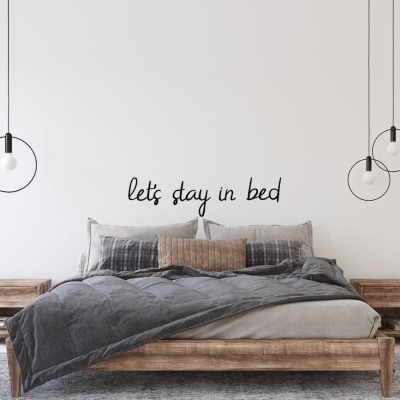 Lets stay in bed - Wanddekoration - Wandschild - Bettschild Schlafzimmerschild Überbett Deko