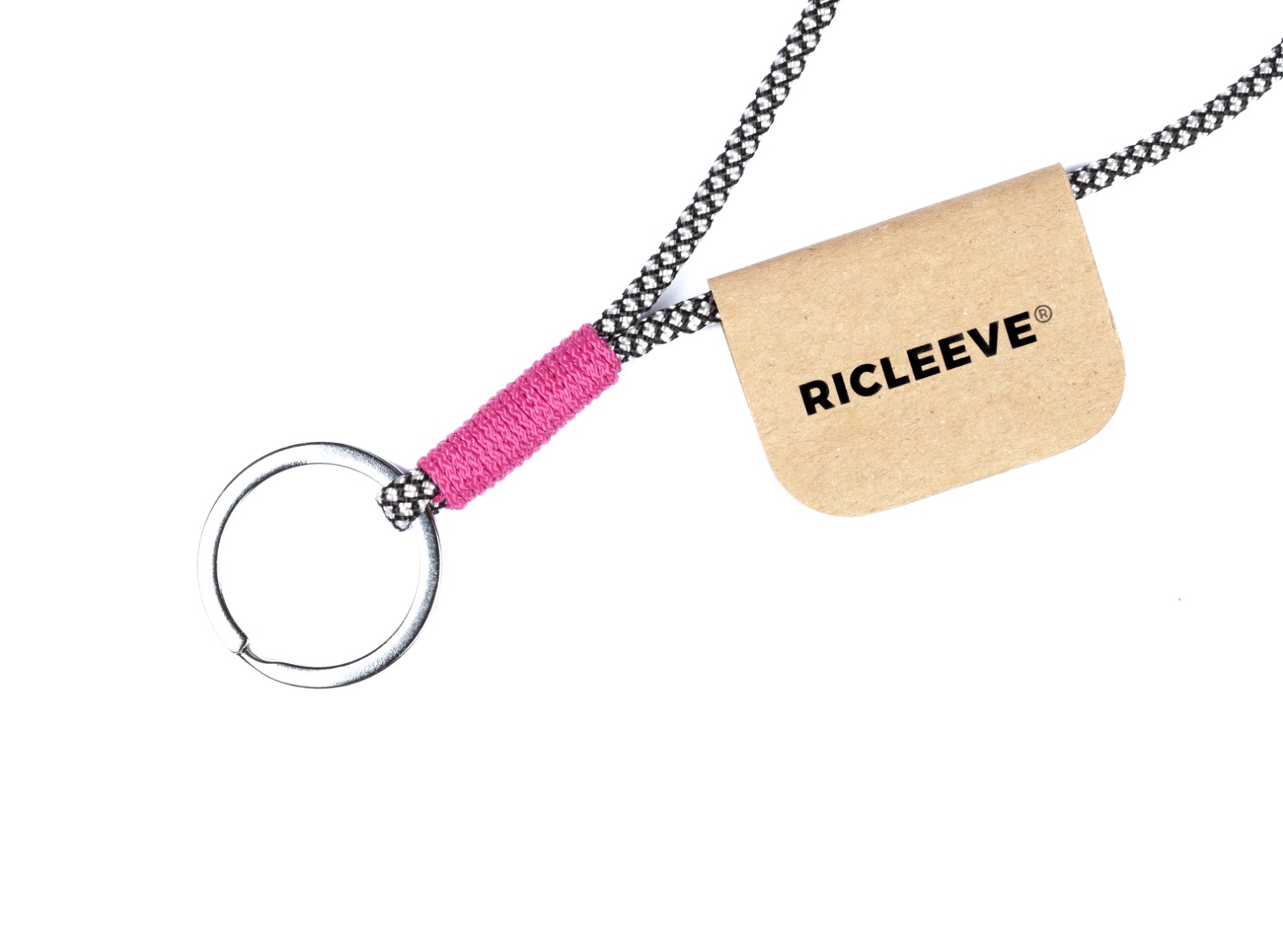 RICLEEVE Keychain BLACK WHITE 4