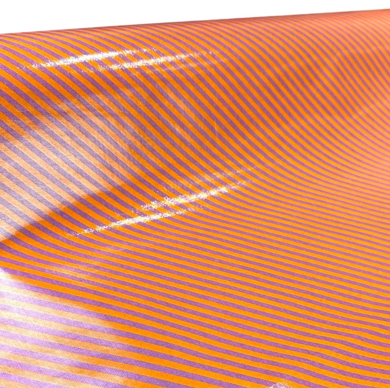 Wachsstoff diagonale Streifen ORANGE / LILA von Au Maison 9