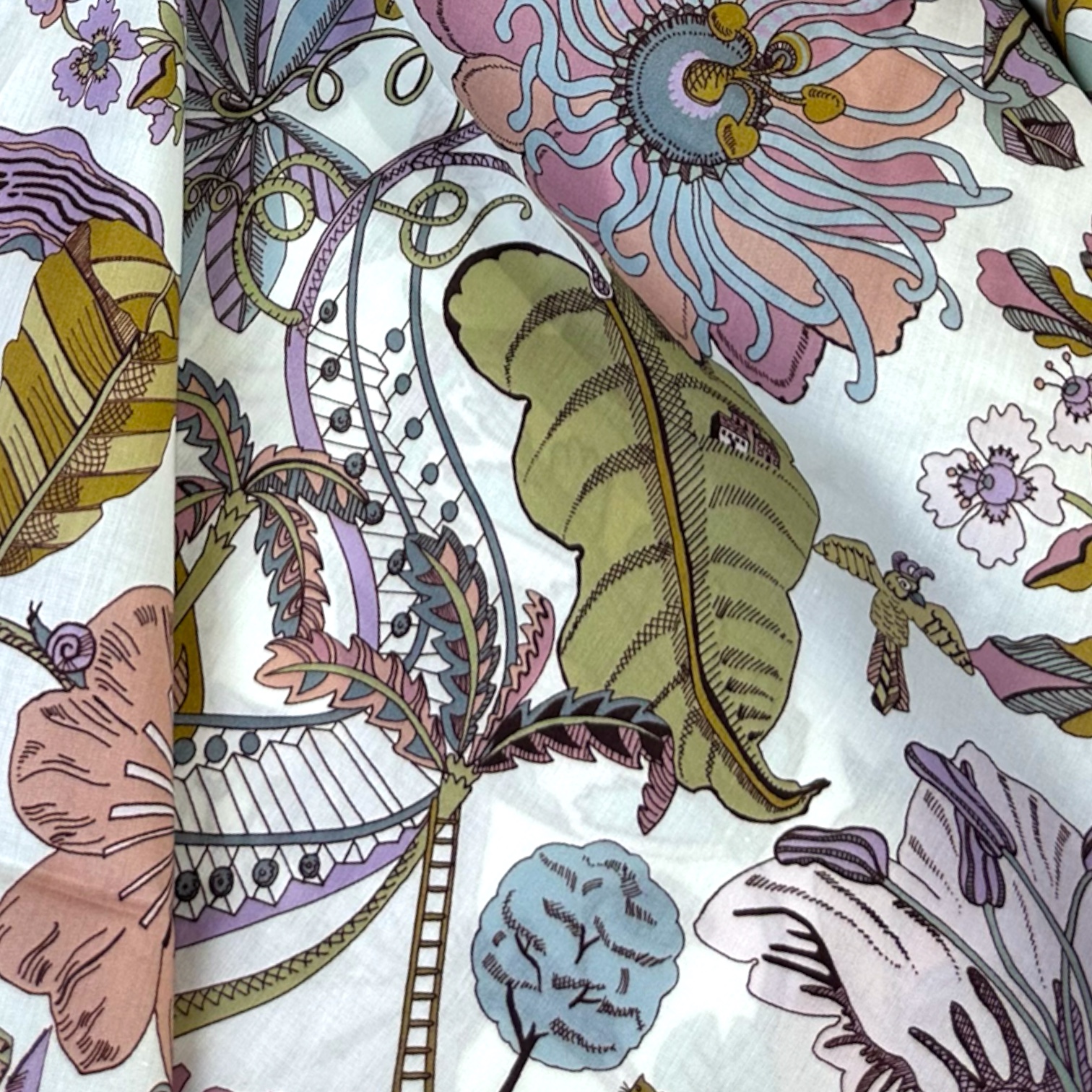 Liberty London Fabrics FANTASY LAND 22 Classics Tana Lawn Batist Baumwolle 13