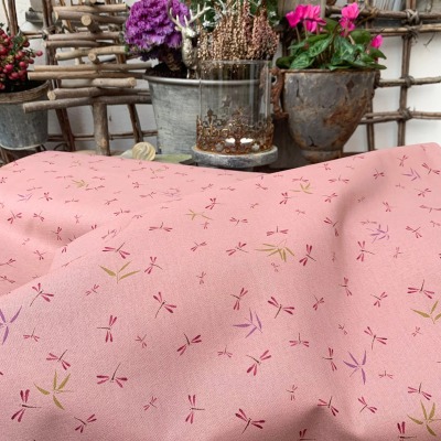 Japanstoff altrosa /lindgrüne, rosa- und lilafarbene Libellen BAUMWOLLE