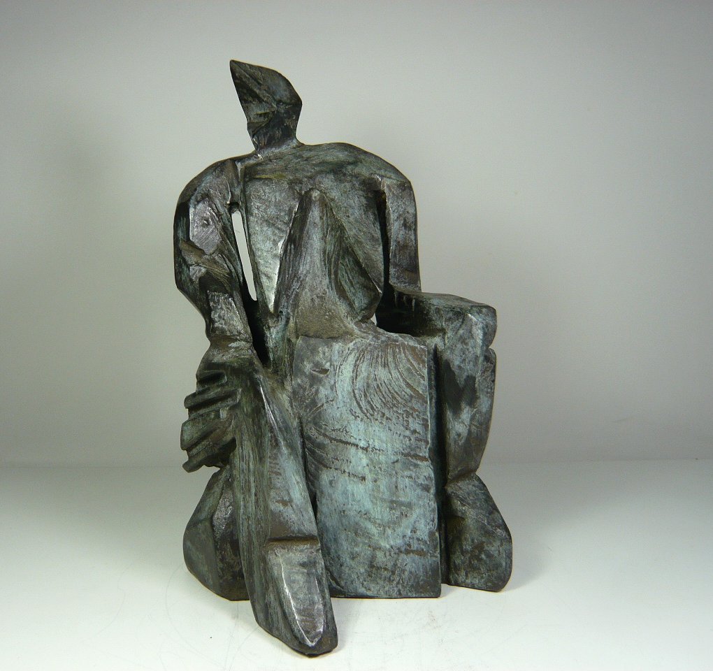 abstrakte Frau auf Würfel - Akt Kettensägen - Bronzeskulptur 6