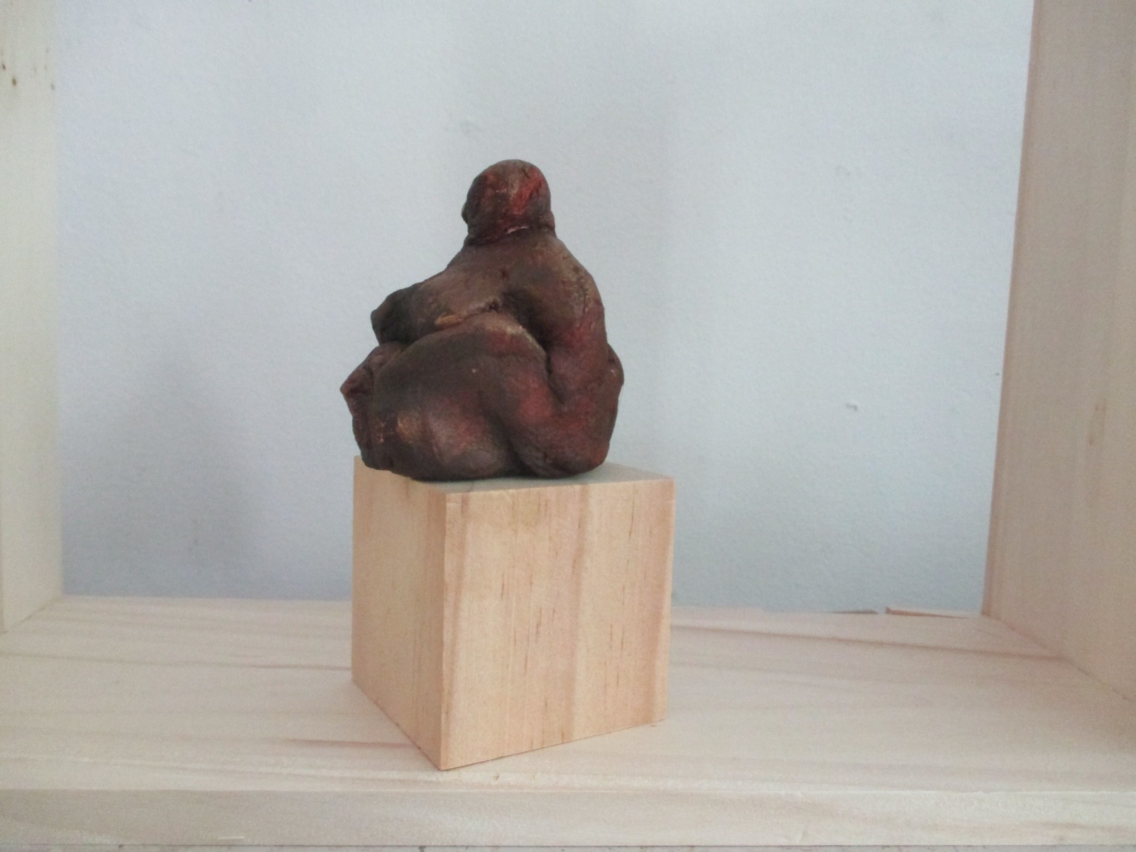 Sitzendes Urweib Original Skulptur little Nude Einzelstück 2