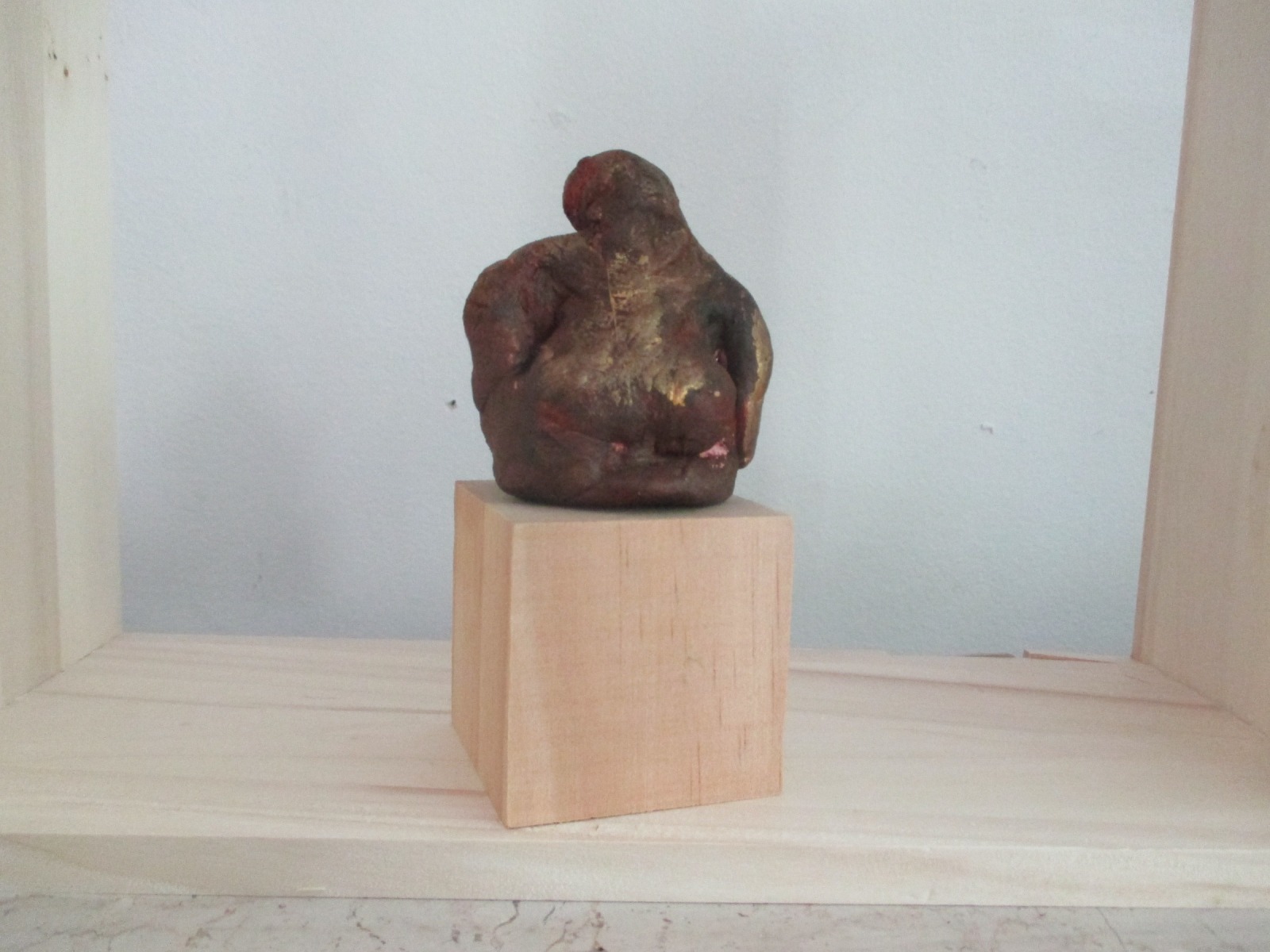 Sitzendes Urweib Original Skulptur little Nude Einzelstück 3