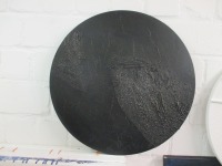 monochrome Strukturbilder in rund - Texture art schwarz Sandbild 40x40x2cm 4