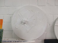 weisse Stoffknüpfung mit Korken in weiss - Textureart rund 40 cm 2