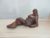 Sonnenbadende Urweib Original Skulptur little Nude Einzelstück 3