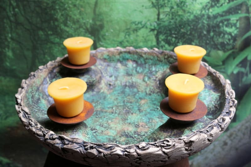 Große Kerzenschale rund grün, Ganzjahres-Dekoschale, Adventsschale Keramik Unikat 2
