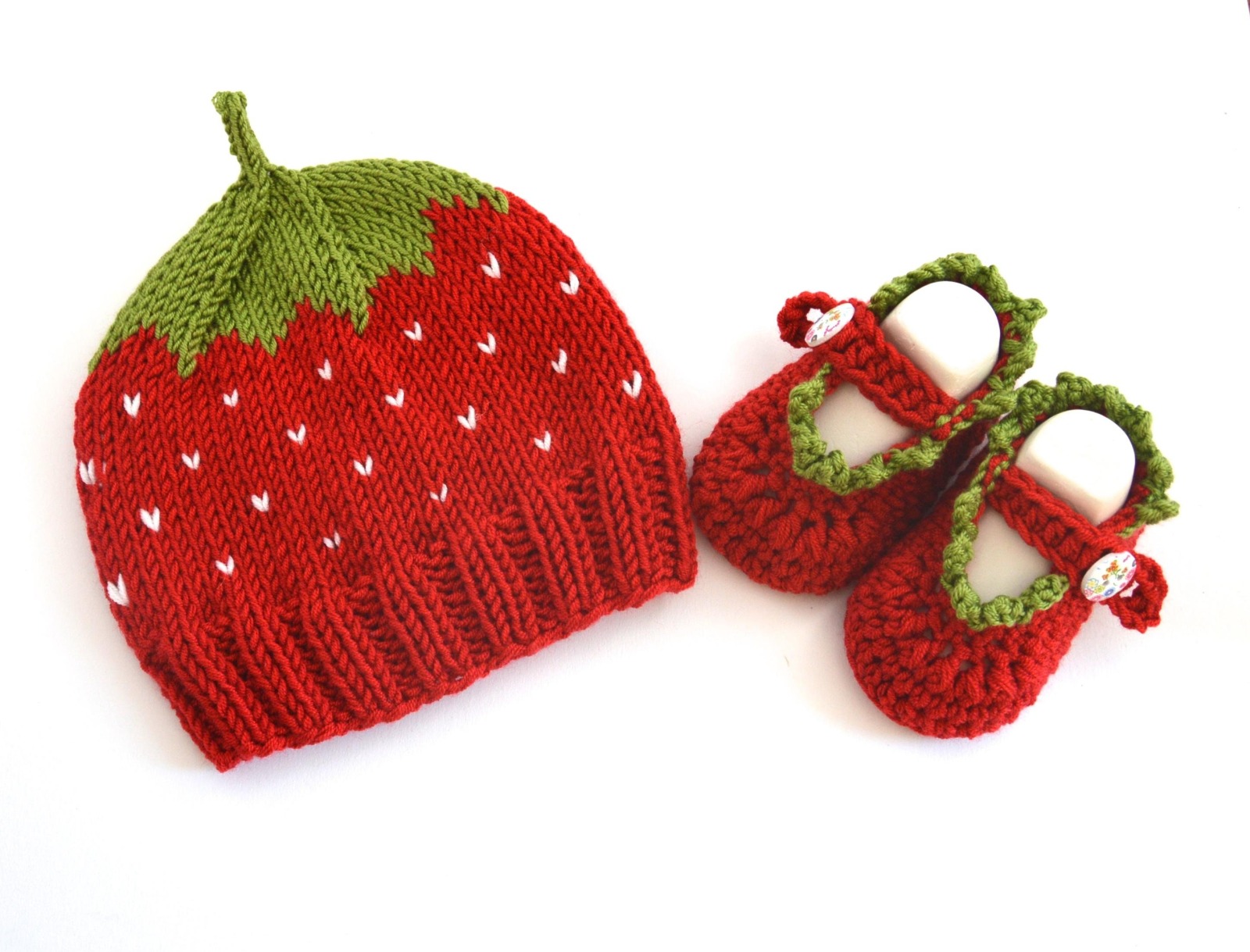 Baby - Set Erdbeere - Mütze und Schuhe
