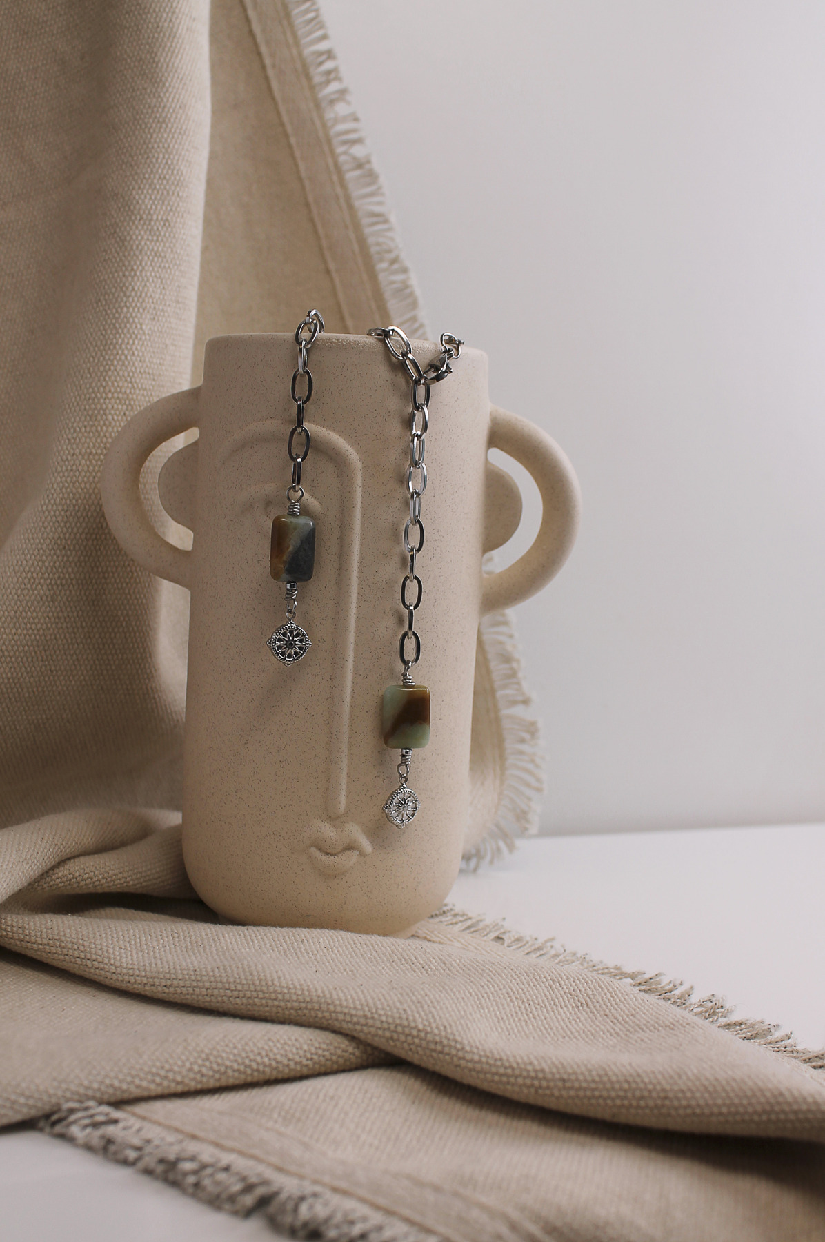 Y-Halskette aus Edelstahl: Damen-Schmuck mit Amazonit