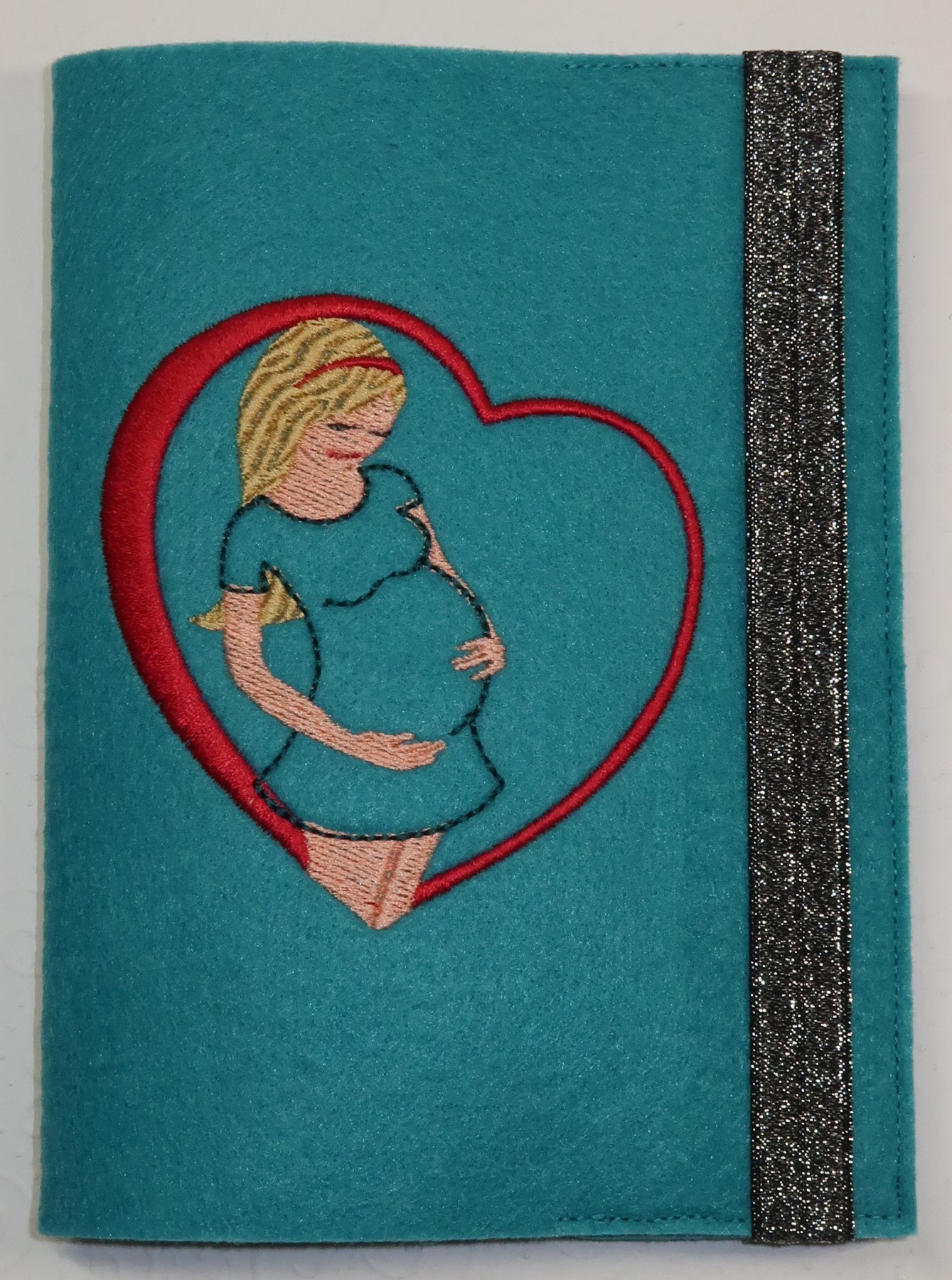 Mutterpasshülle Schwangere im Herz