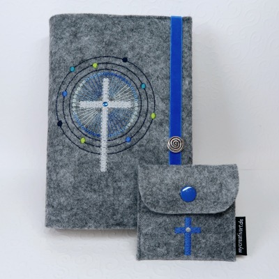 Einband für Gotteslob, Gesangbuch oder Bibel und Rosenkranztäschchen - Motiv Strahlenkreuz