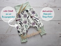 Babyset: Pumphose Mütze Halstuch Blüten und Federn 2