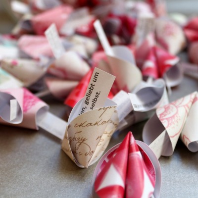 24 Stück Glückskekse aus Papier - Adventskalenderfüllung, Glückskekse Liebe