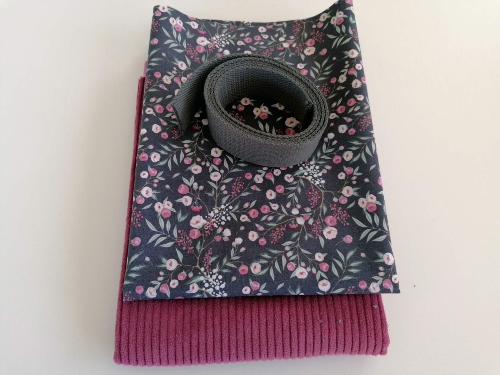 1 DIY Set Materialpaket für Tasche oder Kissen Breitcord &amp; Gütermann Ring a Rose grau Oldrose