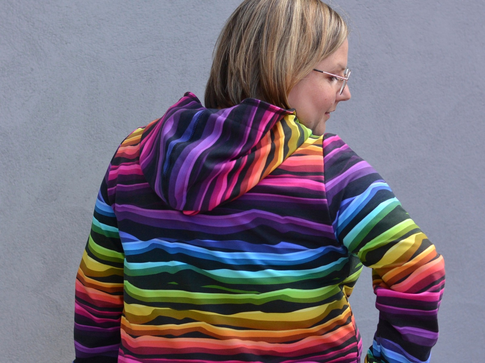 05m Sweat Wavy Stripes by Lycklig Design Regenbogen rainbow bunt 3