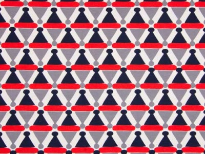 05m Jersey Graphische Dreiecke weiß dunkelblau rot grau
