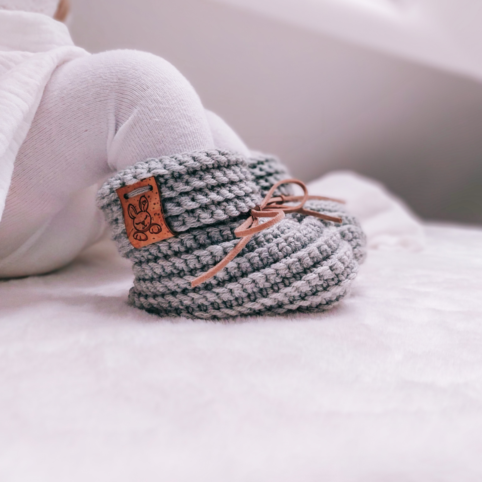 Häkelanleitung für Babyschuhe 9