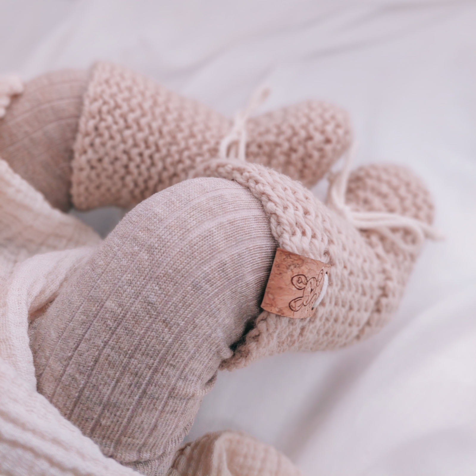 Babyschuhe - mit Liebe handgestrickt 2