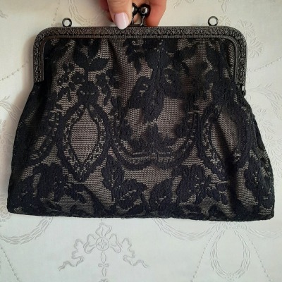 Clutch Clipbörse schwarz Schminktasche Abendtasche Dirndl Tasche Spitze