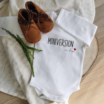 Babybody MINIVERSION Papa, Geschenk zur Geburt Taufe, Babykleidung, Neugeborenenbody Vatertag