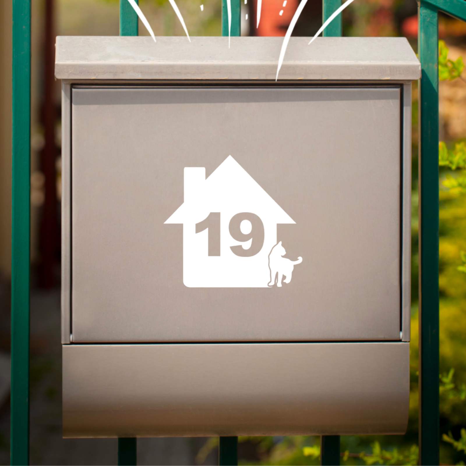Briefkasten- &amp; Mülltonnen Aufkleber | Haus mit Katze und Hausnummer 2