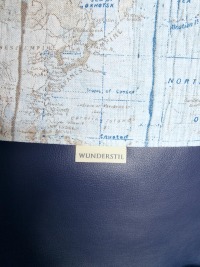 Turnbeutel Reise Motiv Weltkarte blau Kunstleder dunkelblau Tasche Urlaub Strand - Geschenkidee