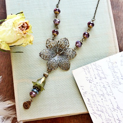 Halskette mit Blumen COLORFUL GARDEN - aus der Kollektion FAIRY GARDEN