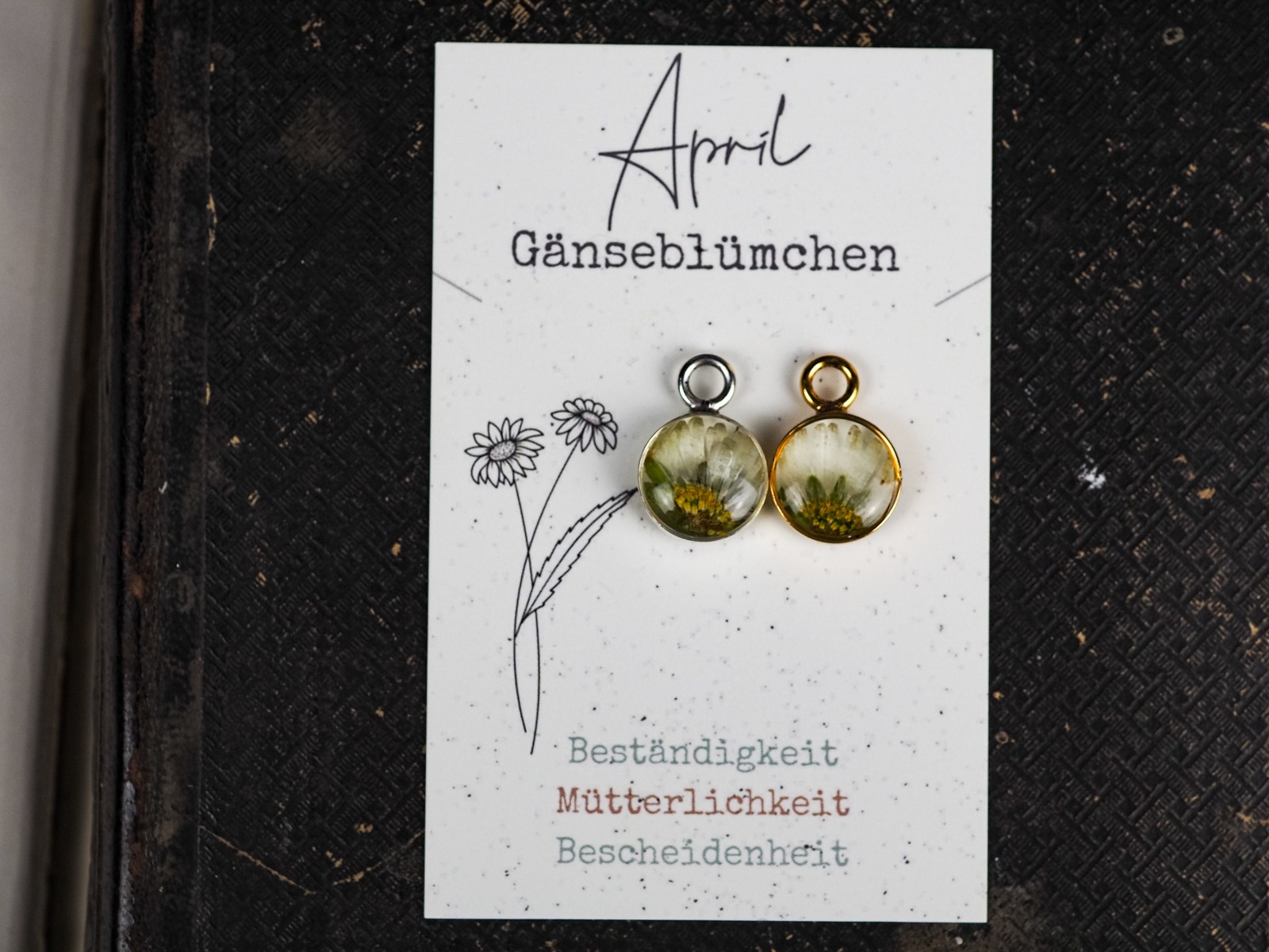 Kette Geburtsblume April Gänseblümchen, Epoxidharz Resin echte Blume, Edelstahl 3