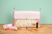 Umhängetasche aus Kunstleder und Canvas // Clutch // Crossbodybag // Partytasche, Tasche mit