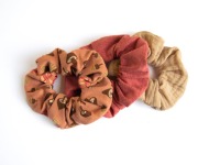 Scrunchie, Haargummis 3er Set aus Musselin und Jersey, rot beige Pilze, Haarschmuck für Damen und