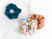 Scrunchie, Haargummis 3er Set aus Musselin und Jersey, blau pfirsich Tiermuster, Haarschmuck für